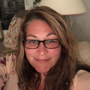 Meet your Posher, Stacy